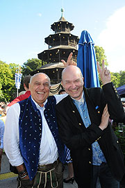 Axel Munz (Trachten Angermaier), Martin Schmitz (ganz-muenchen.de) (©Foto: Ingrid Grossmann)
